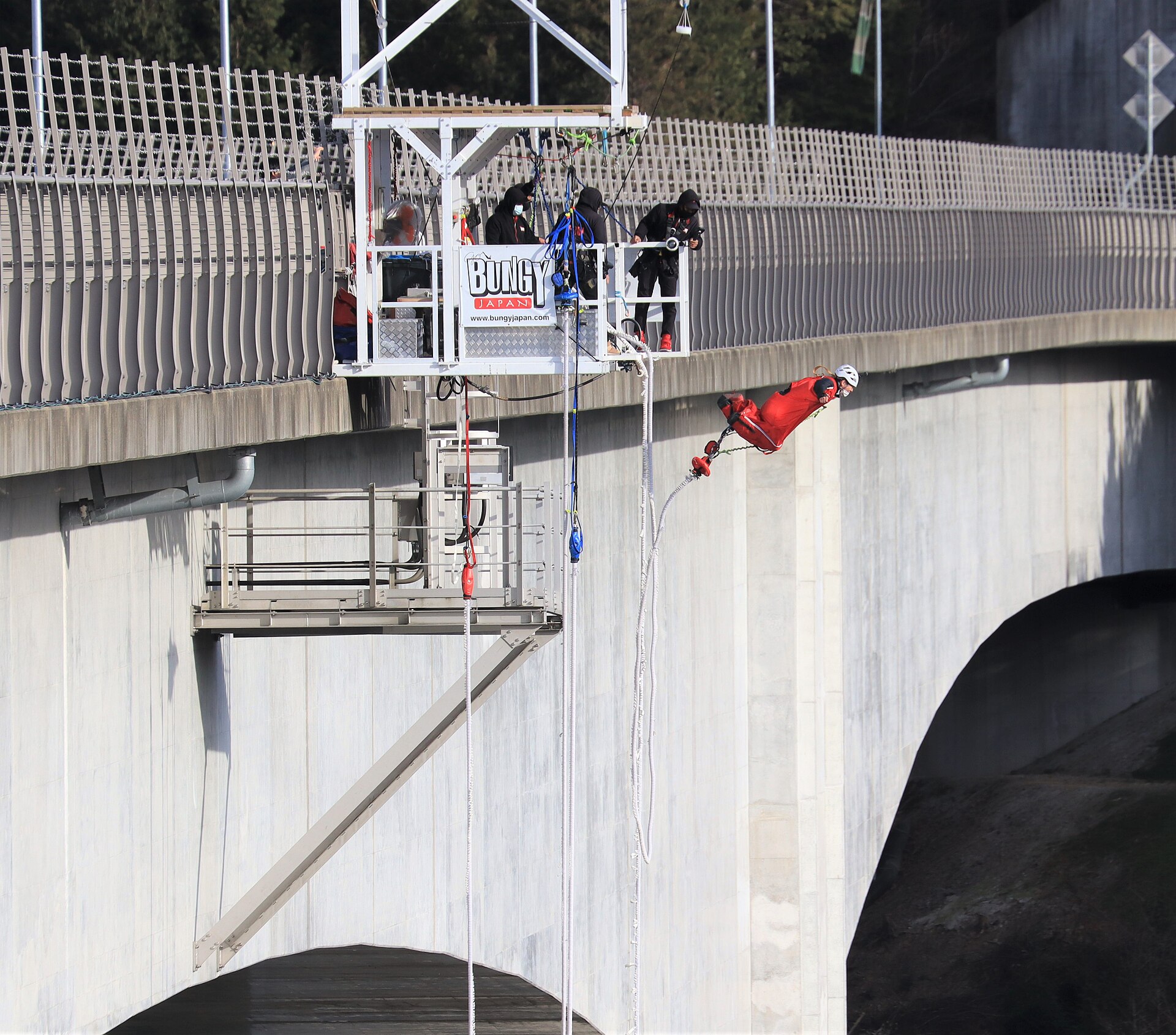 Saut à l'élastique